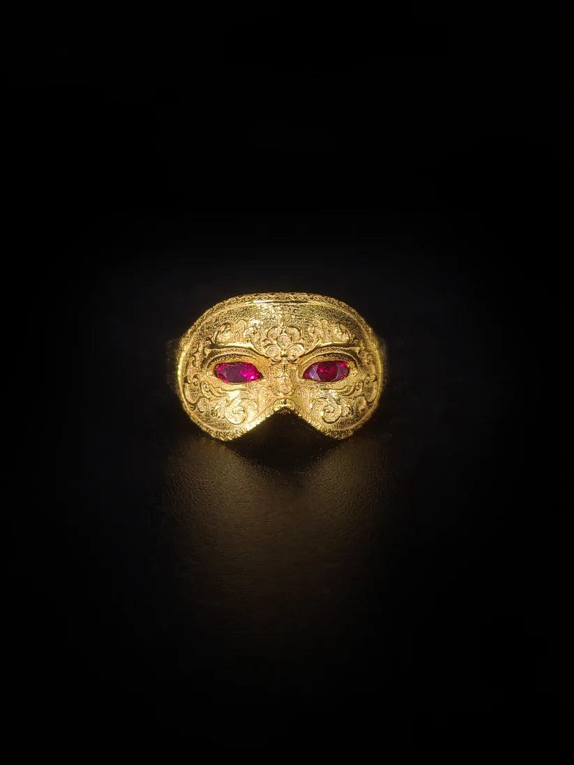 Los Ocultos 18k Gold Plated