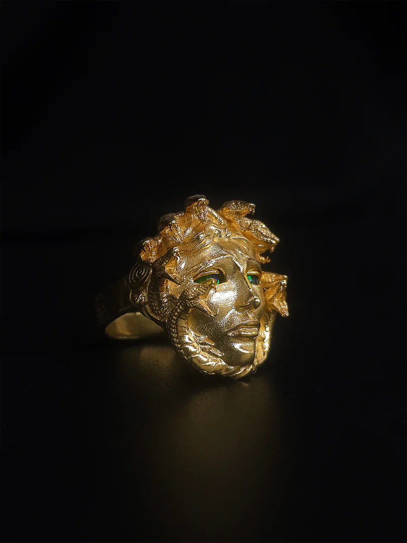 Medusa Full 18k Gold Plated