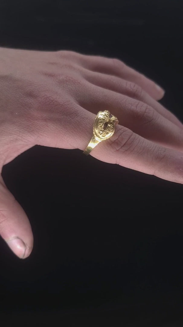 Los Ocultos 18k Gold Plated